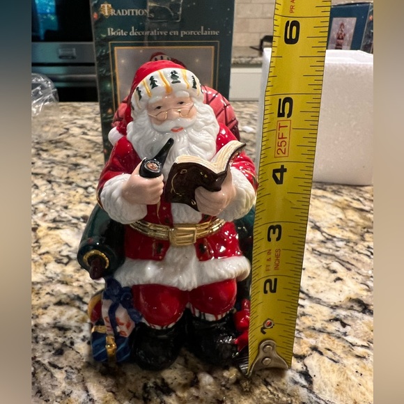 Santa Claus Decorative Porcelain Keepsake Box - Picture 13 of 16